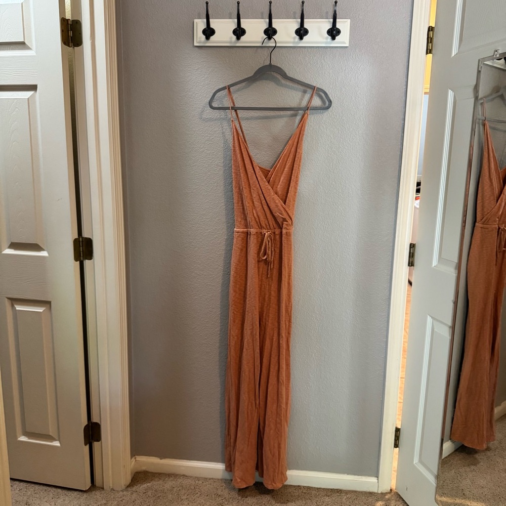 Peach American Eagle Beachy Jumpsuit with Pockets - Size XL